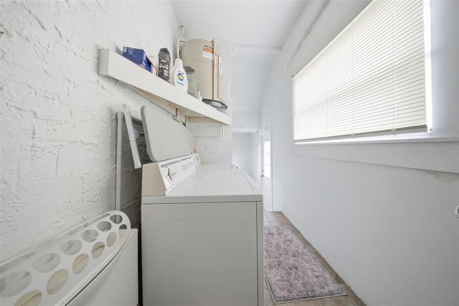 Image 23 of 57 For 8334 Diagonal Road N