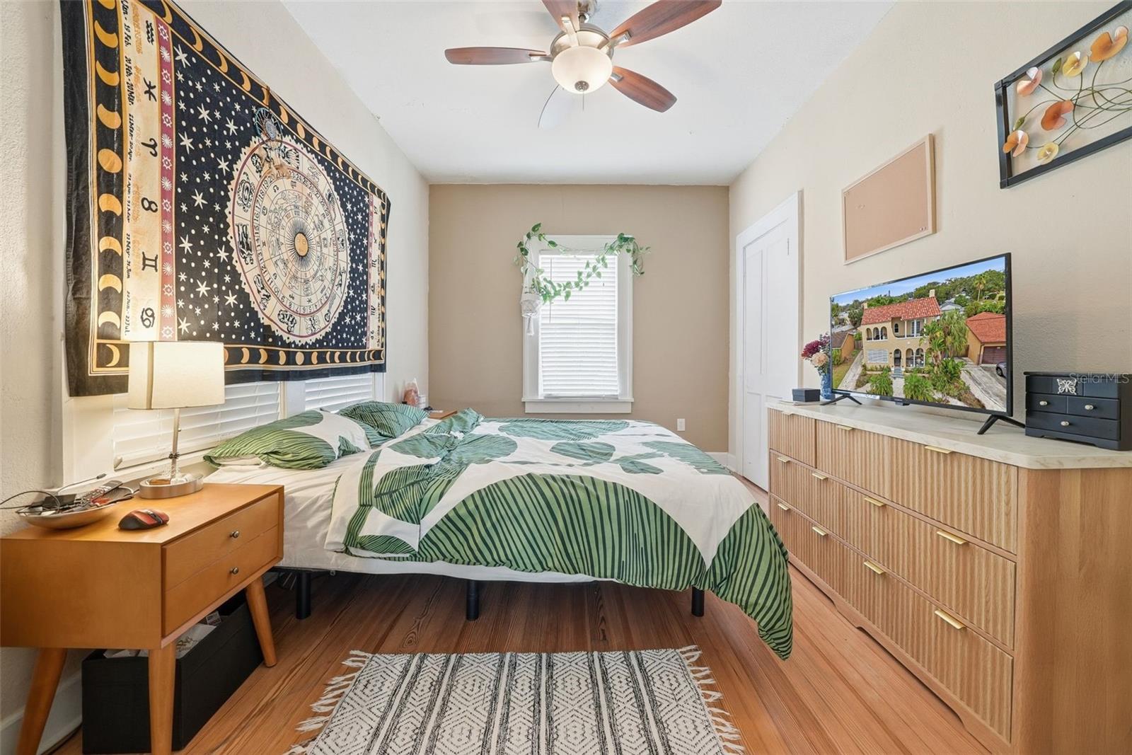 Image 30 of 57 For 8334 Diagonal Road N