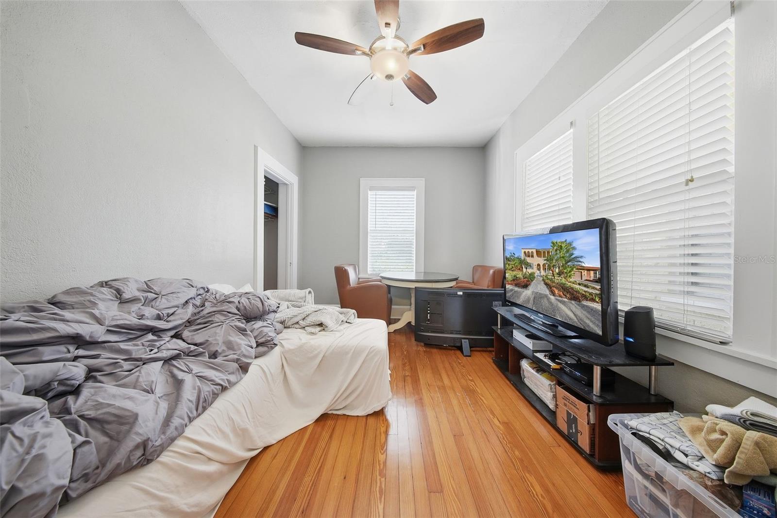 Image 37 of 57 For 8334 Diagonal Road N