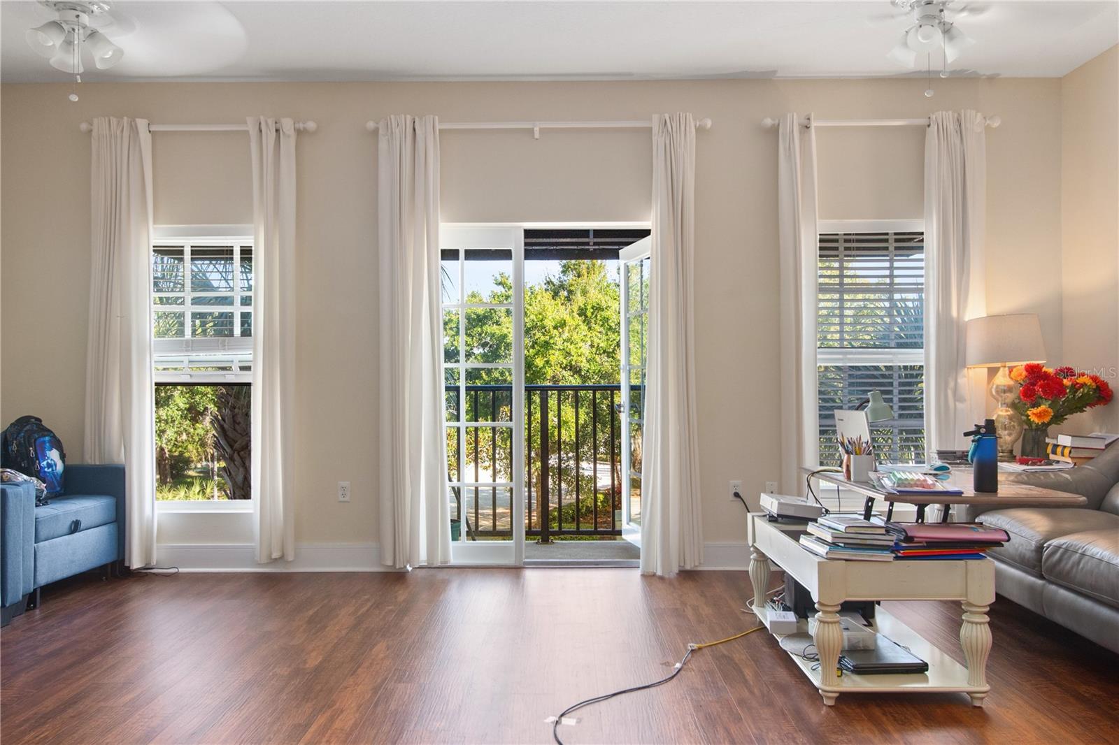 Image 5 of 28 For 300 State Street E 204