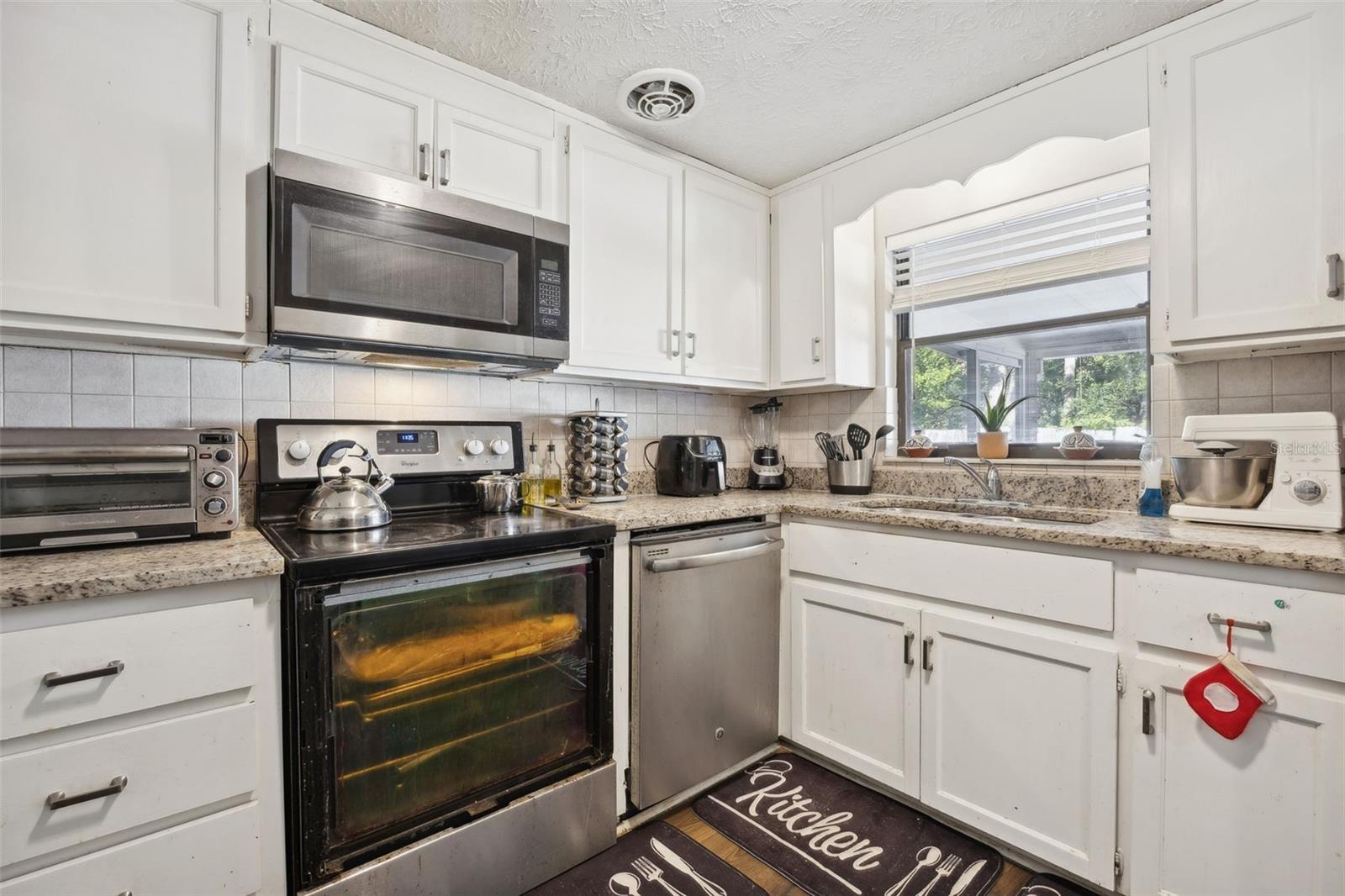 Image 10 of 23 For 321 Aries Drive