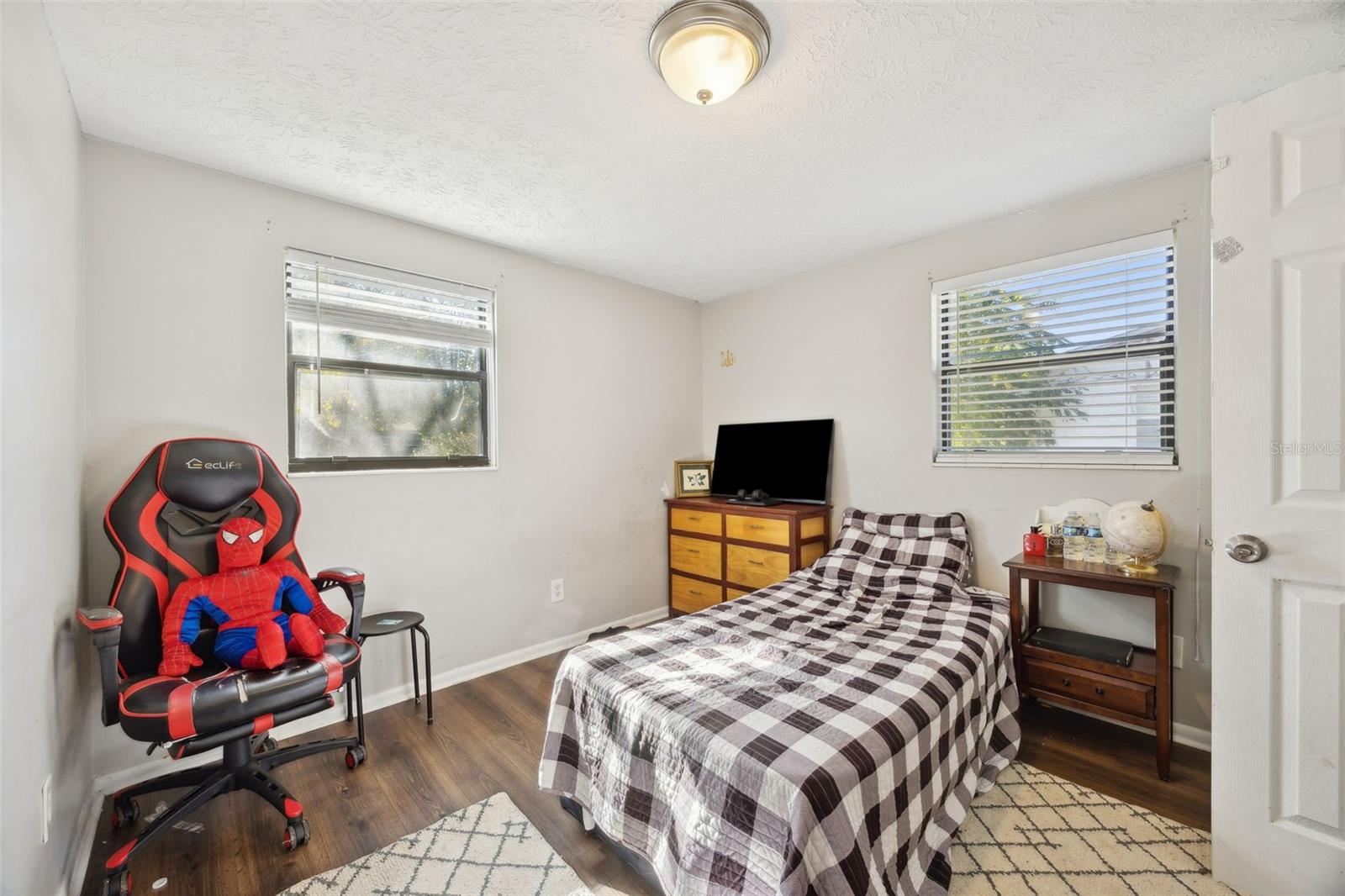 Image 16 of 23 For 321 Aries Drive