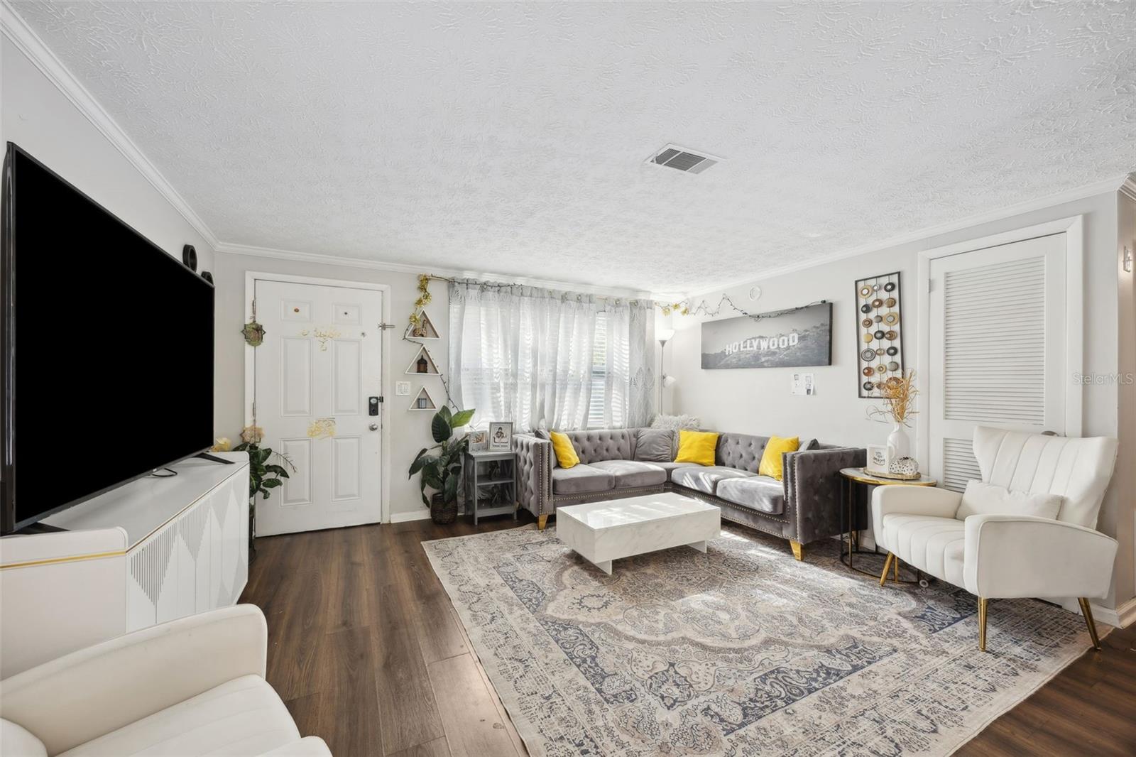 Image 4 of 23 For 321 Aries Drive