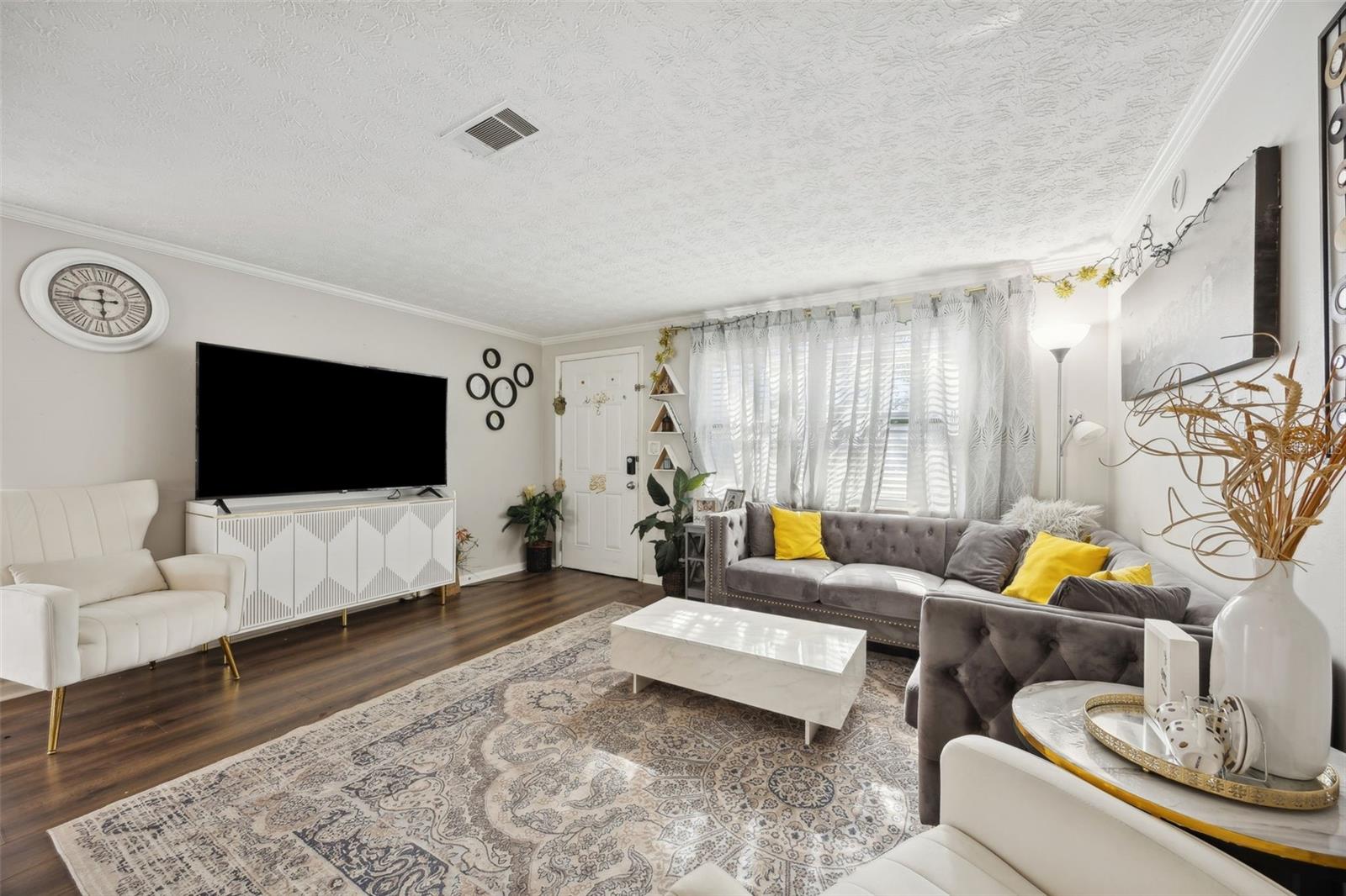 Image 5 of 23 For 321 Aries Drive