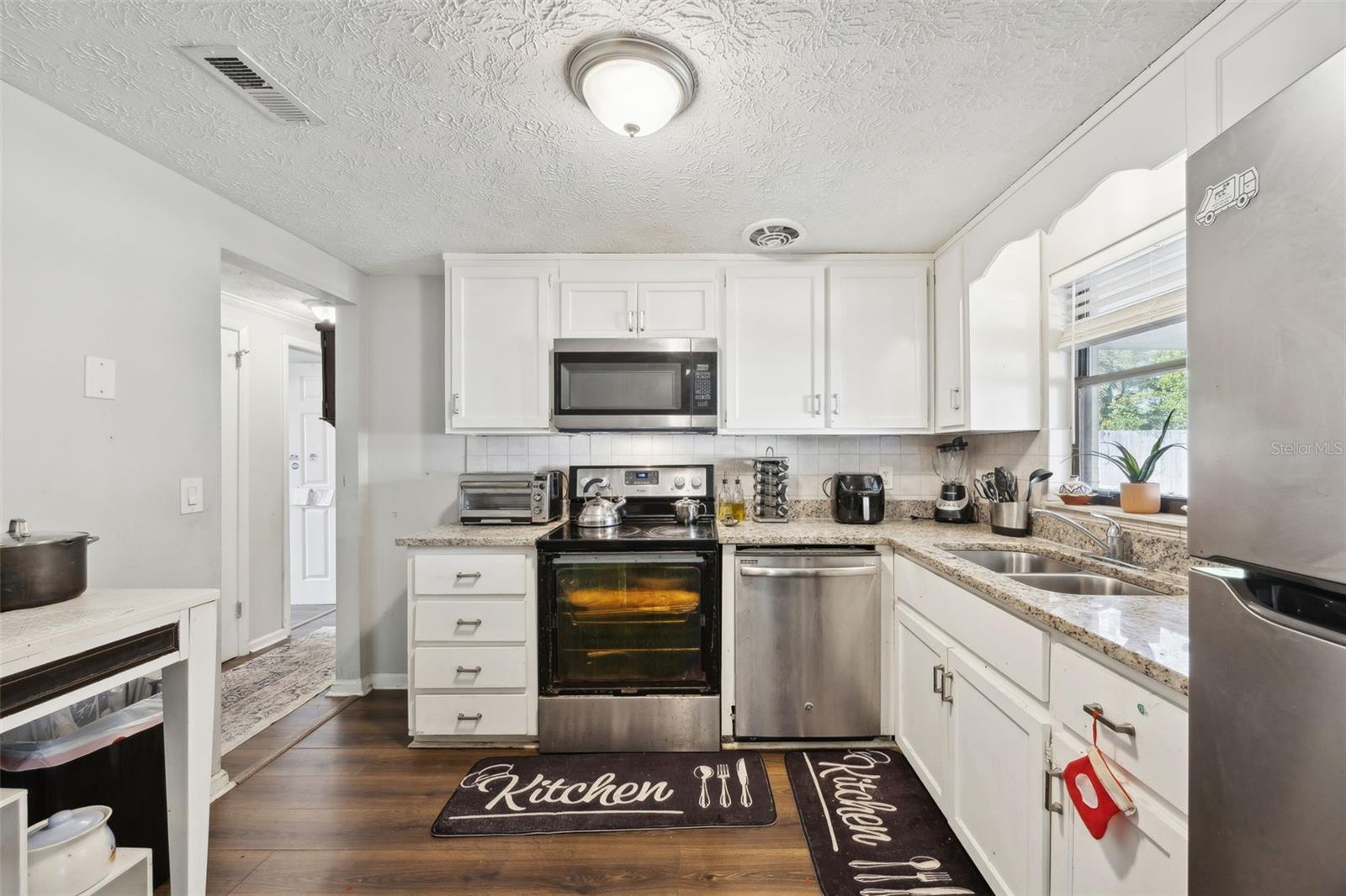 Image 9 of 23 For 321 Aries Drive