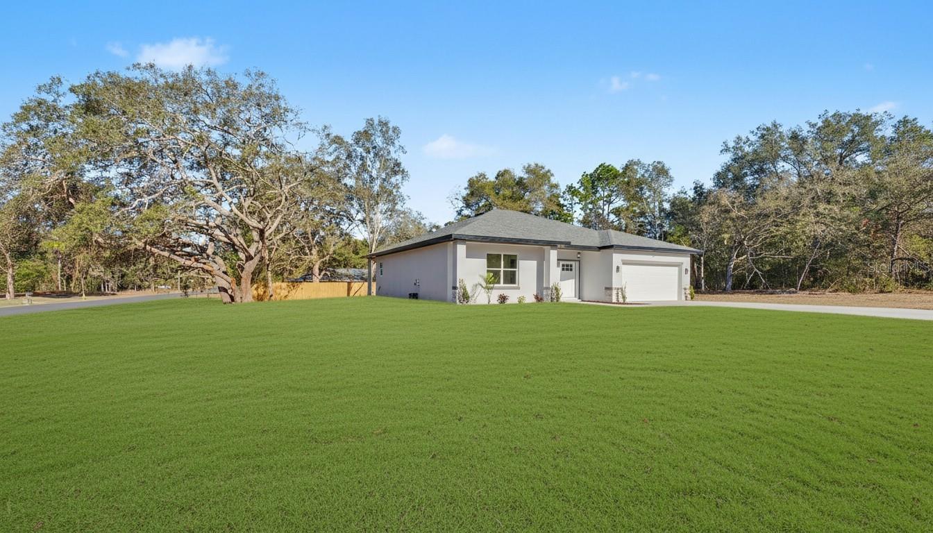 Image 10 of 37 For 331 Baker Place