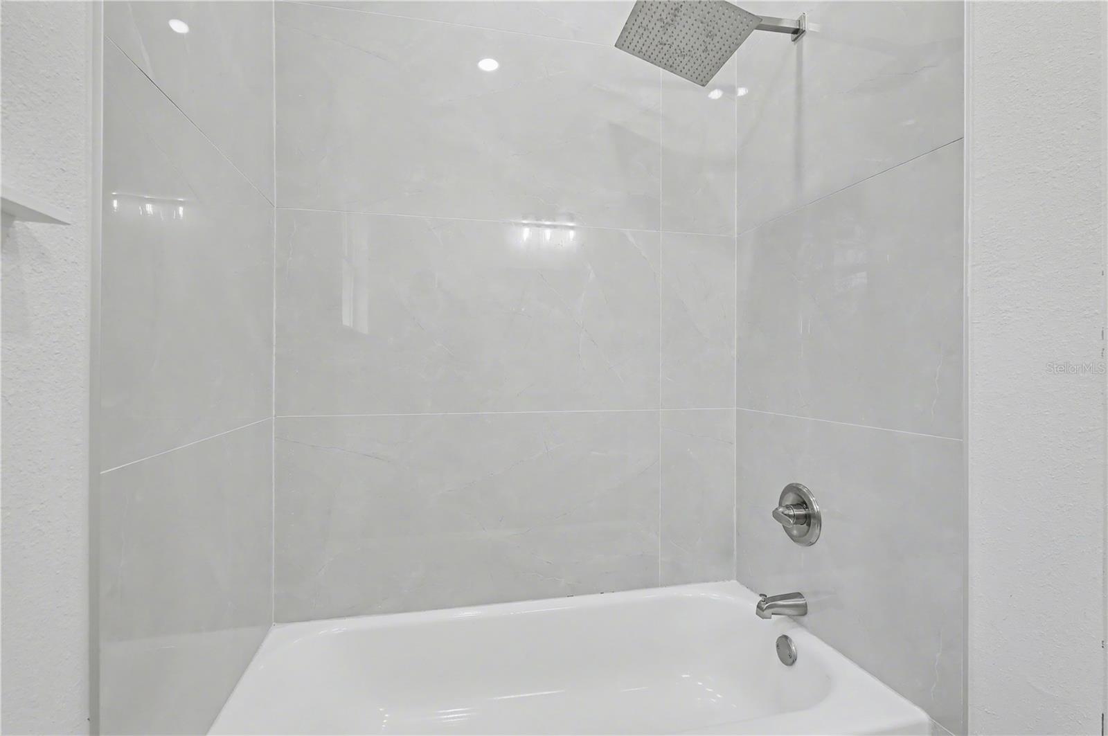 Image 23 of 37 For 331 Baker Place