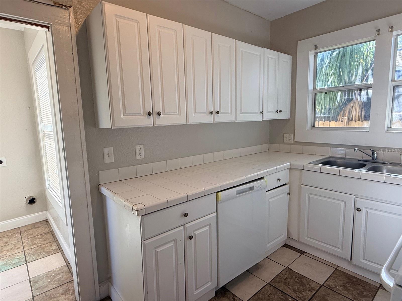 Image 8 of 25 For 1924 22nd Street S