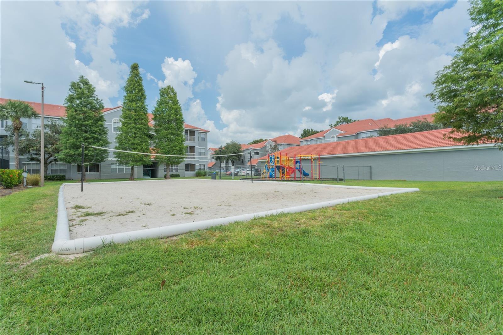 Image 11 of 14 For 18001 Richmond Place Drive 926