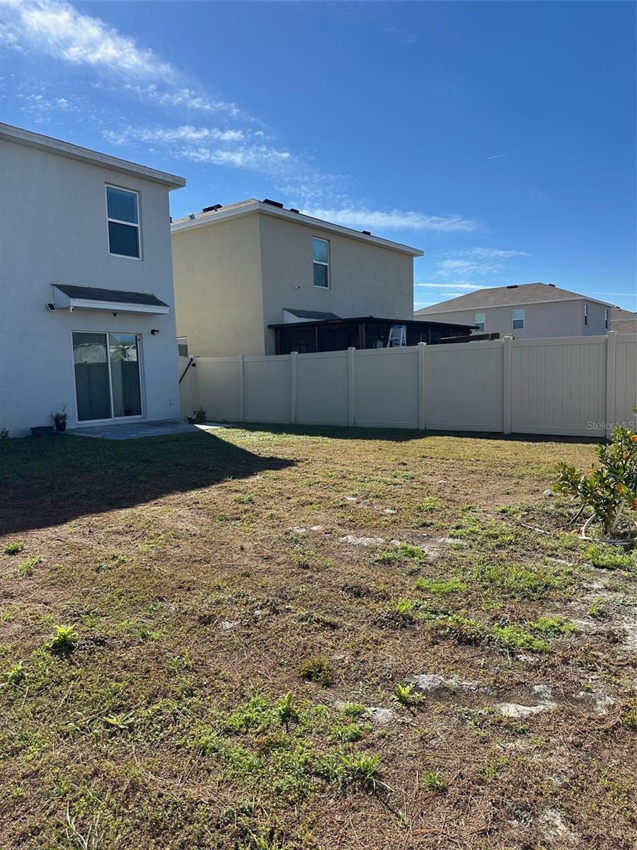 Image 8 of 9 For 5703 Hollingworth Trail