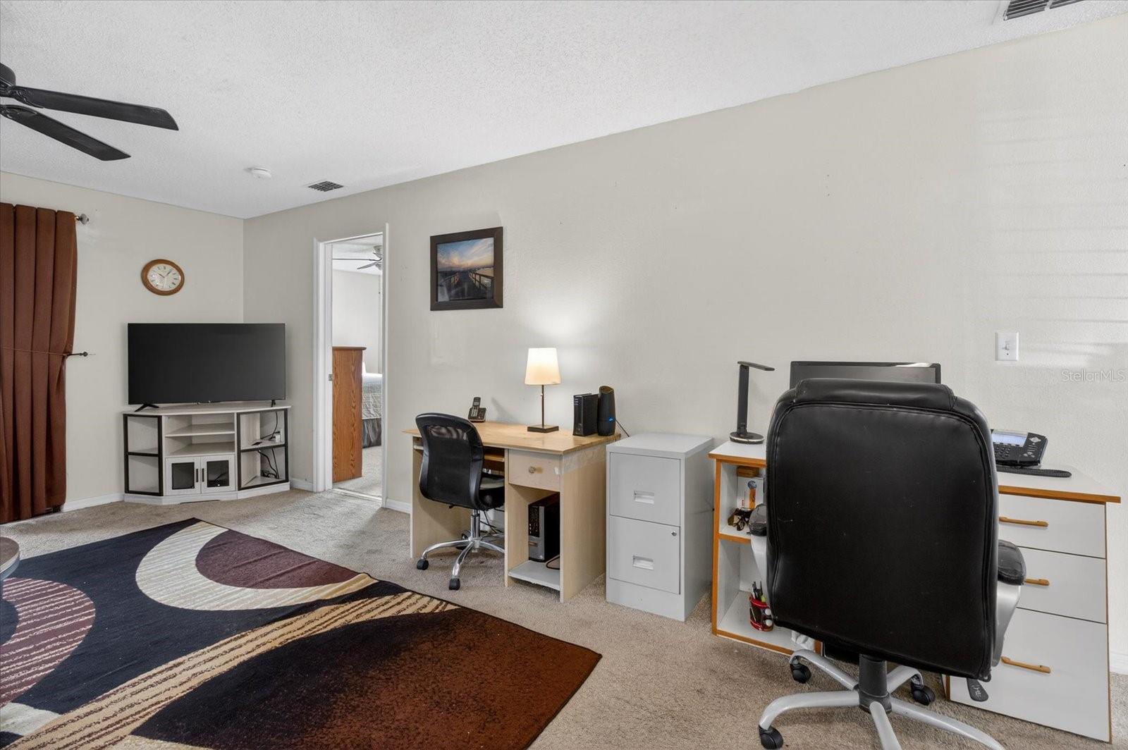 Image 17 of 88 For 7637 Piping Rock Court