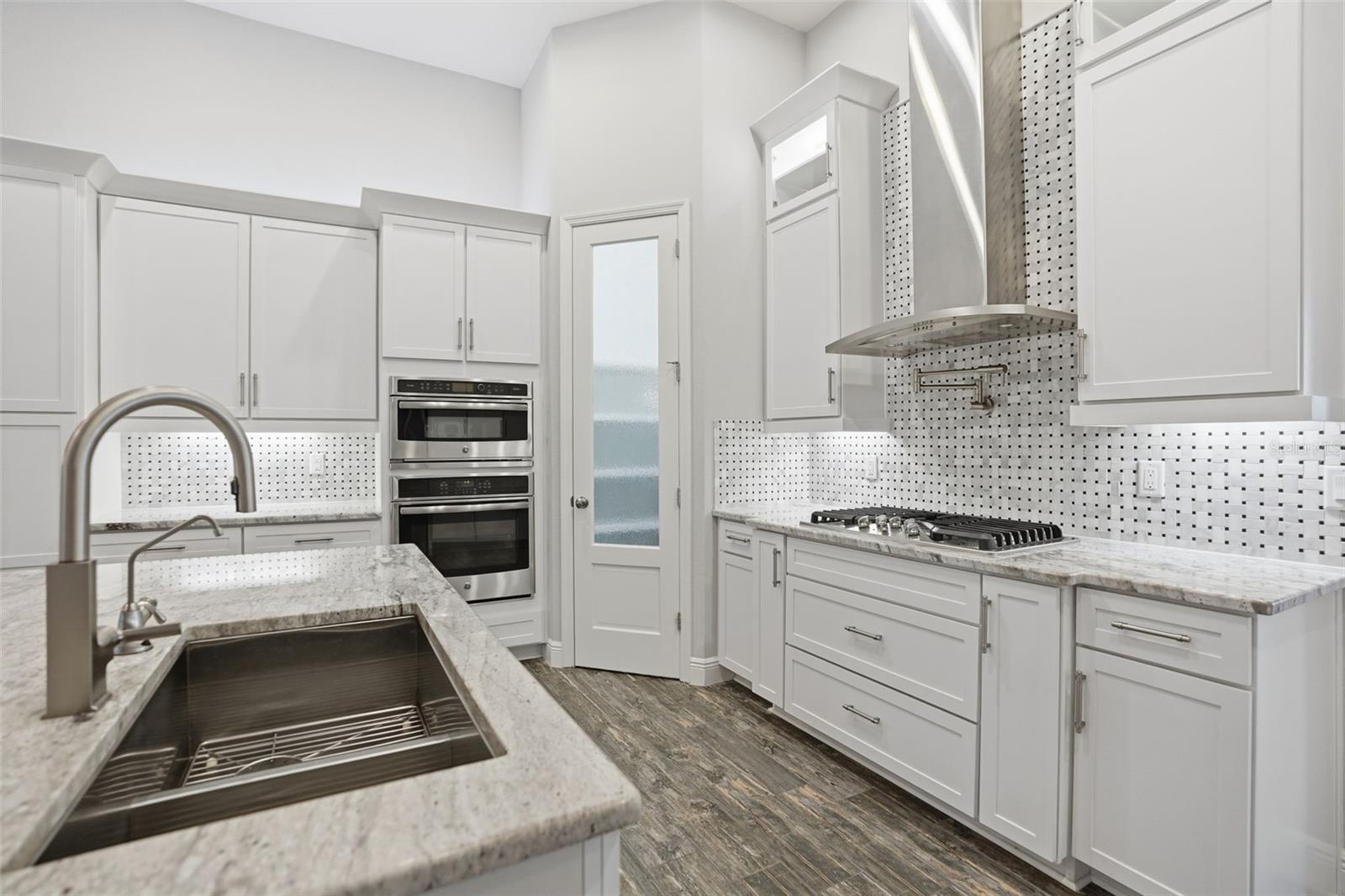 Image 16 of 67 For 31999 Watoga Loop