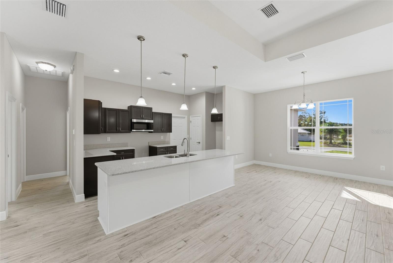 Image 23 of 69 For 8265 Amboy Drive