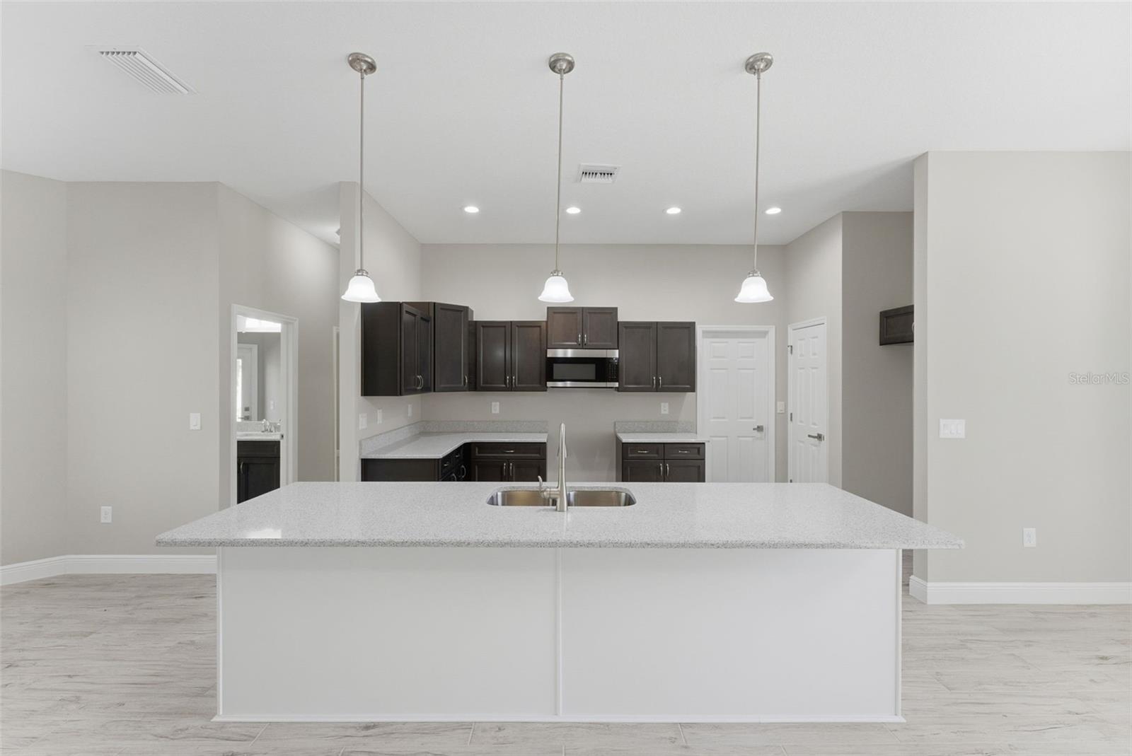 Image 24 of 69 For 8265 Amboy Drive