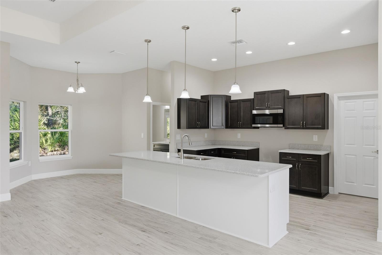 Image 25 of 69 For 8265 Amboy Drive