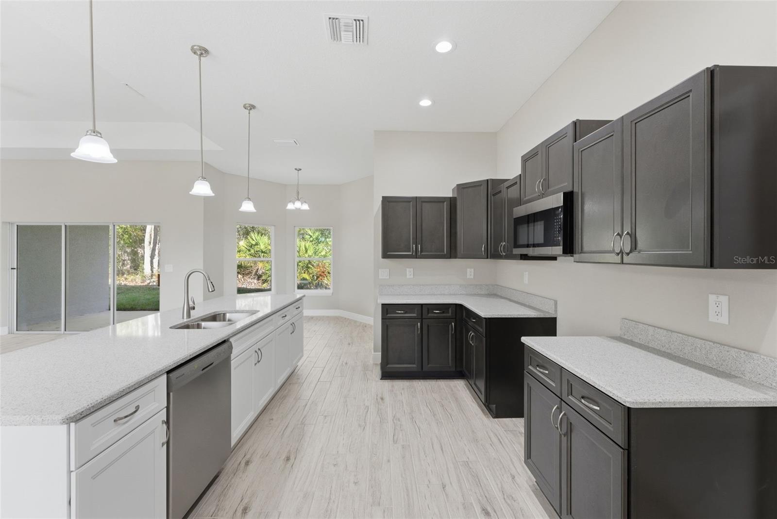 Image 27 of 69 For 8265 Amboy Drive