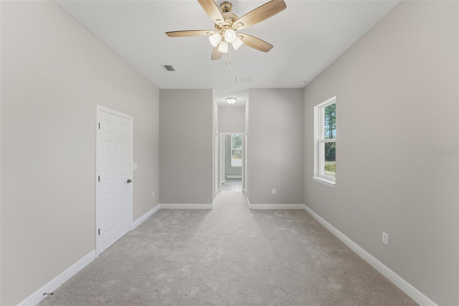 Image 36 of 69 For 8265 Amboy Drive