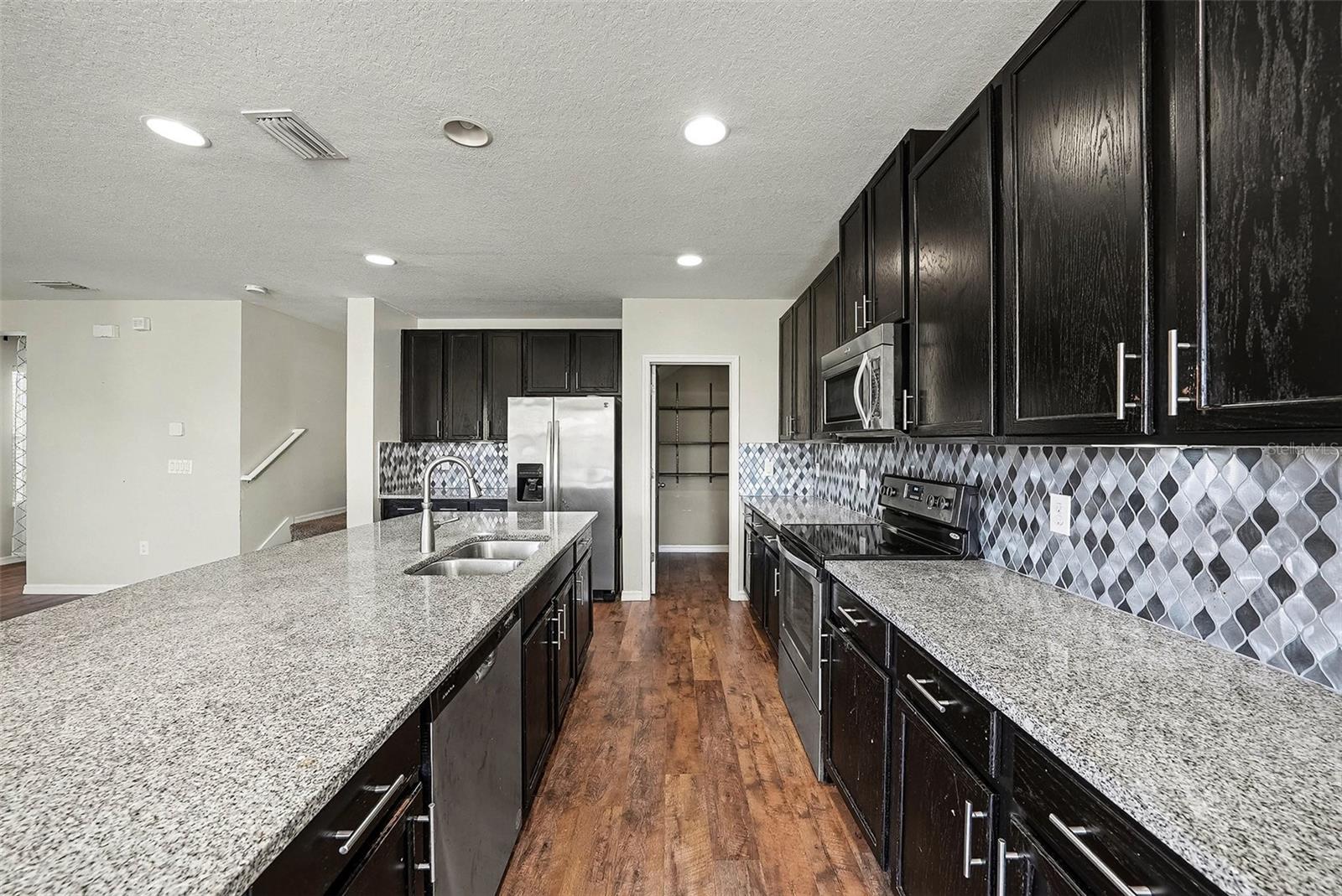 Image 6 of 17 For 10233 Newminster Loop