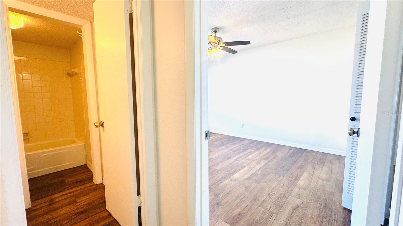 Image 11 of 22 For 7526 Needle Leaf Place 29