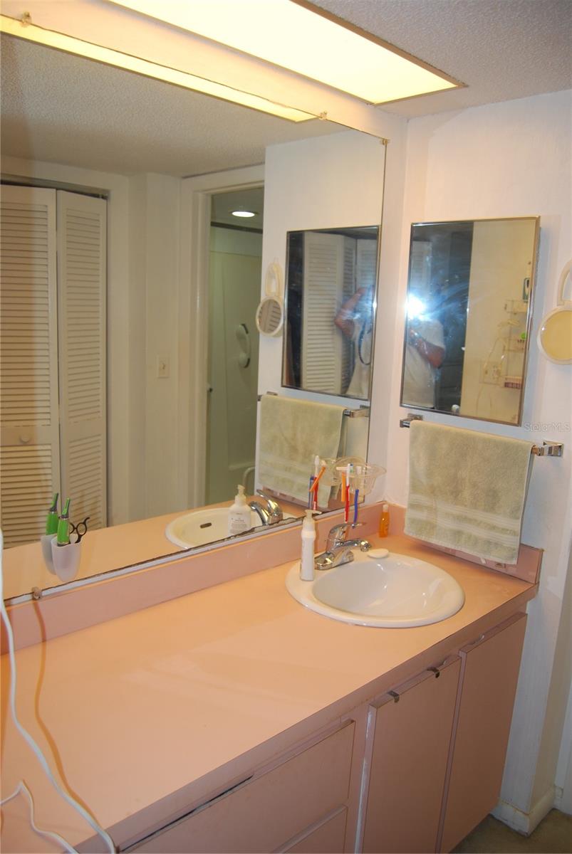 Image 12 of 25 For 450 Treasure Island Causeway 310