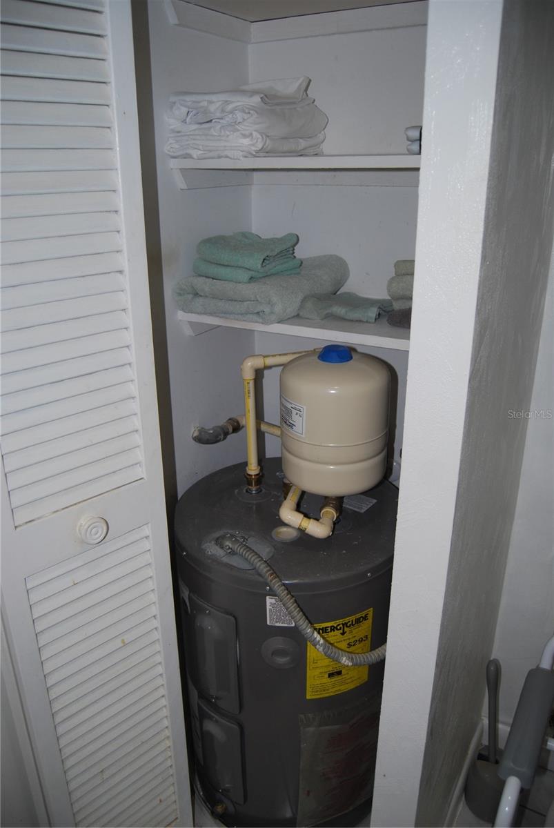 Image 18 of 25 For 450 Treasure Island Causeway 310