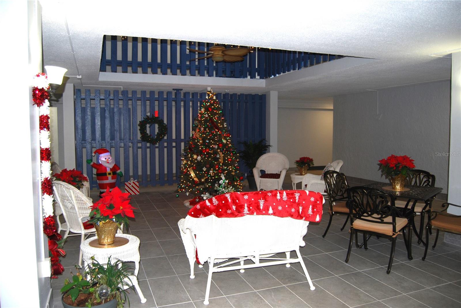 Image 22 of 25 For 450 Treasure Island Causeway 310