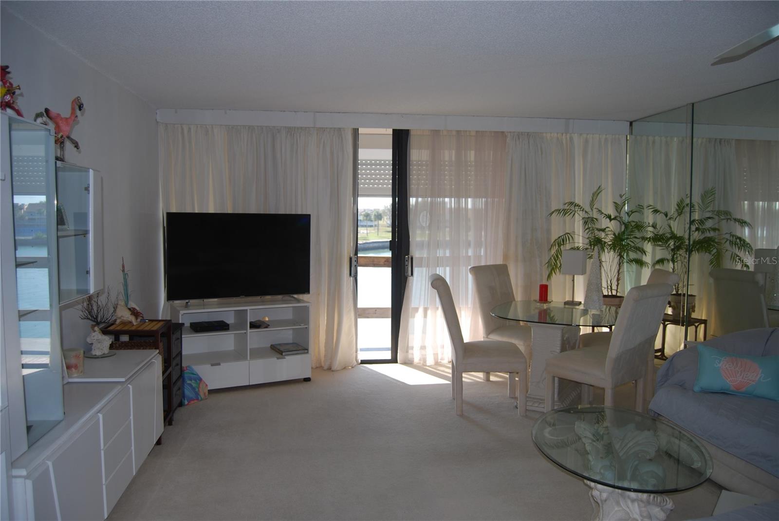 Image 6 of 25 For 450 Treasure Island Causeway 310