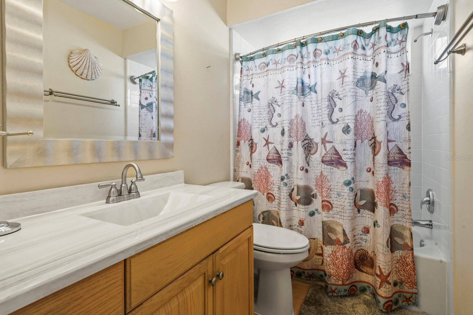 Image 22 of 38 For 9909 Middlecoff Drive