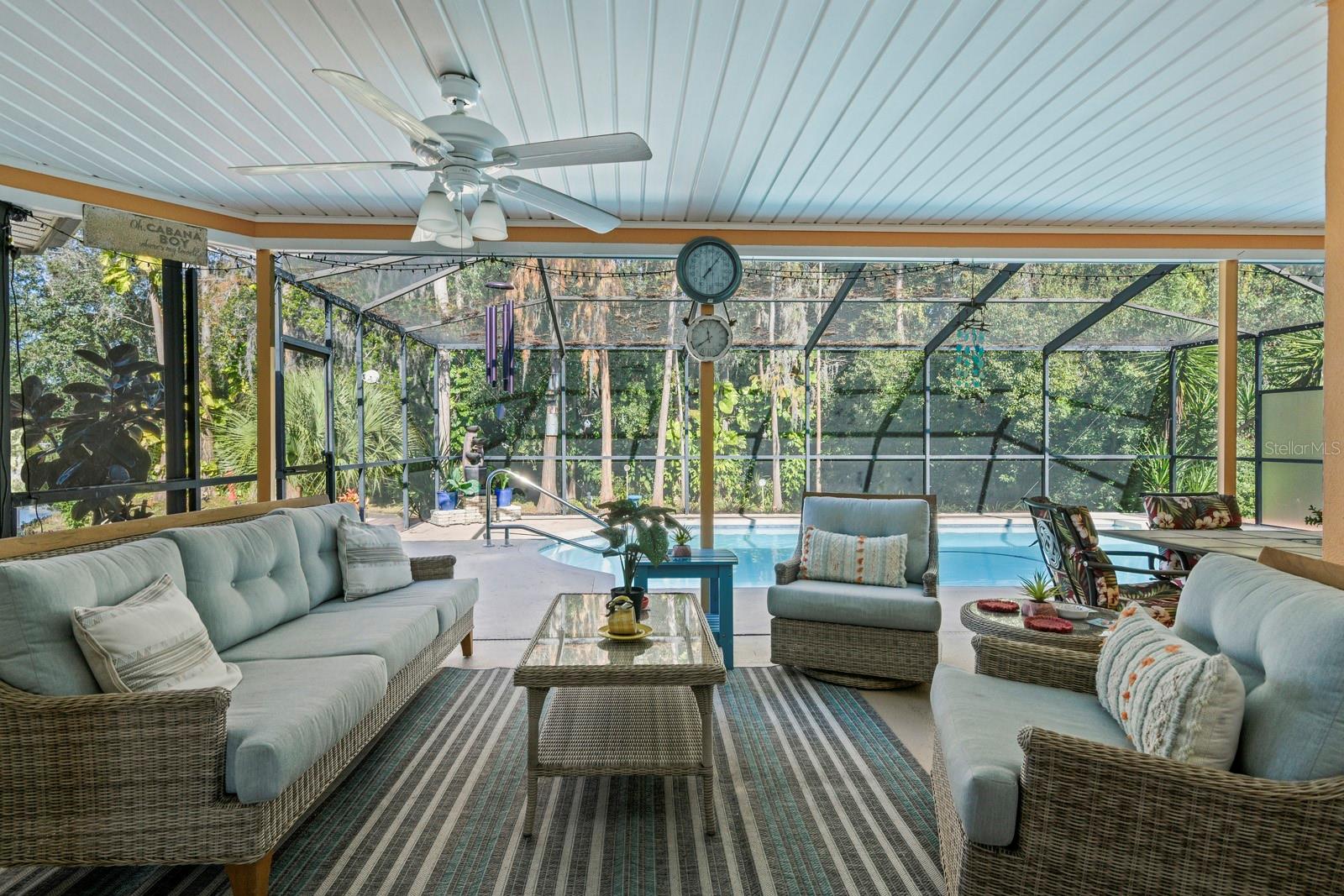 Image 3 of 38 For 9909 Middlecoff Drive