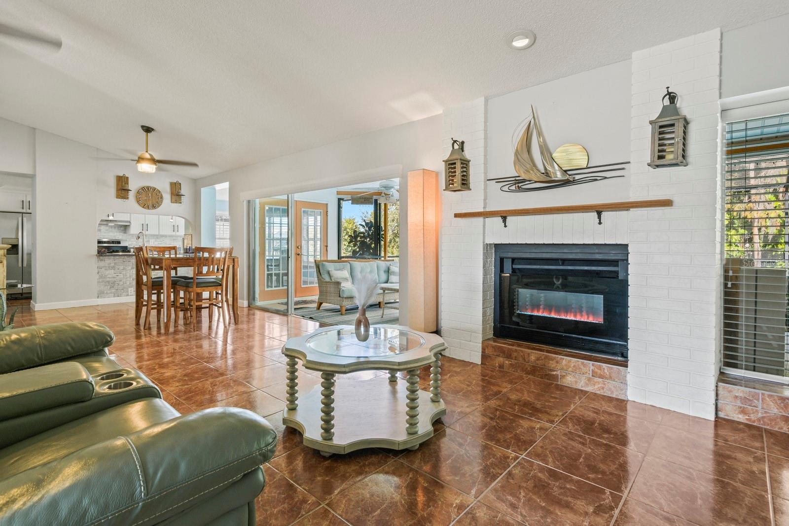 Image 8 of 38 For 9909 Middlecoff Drive