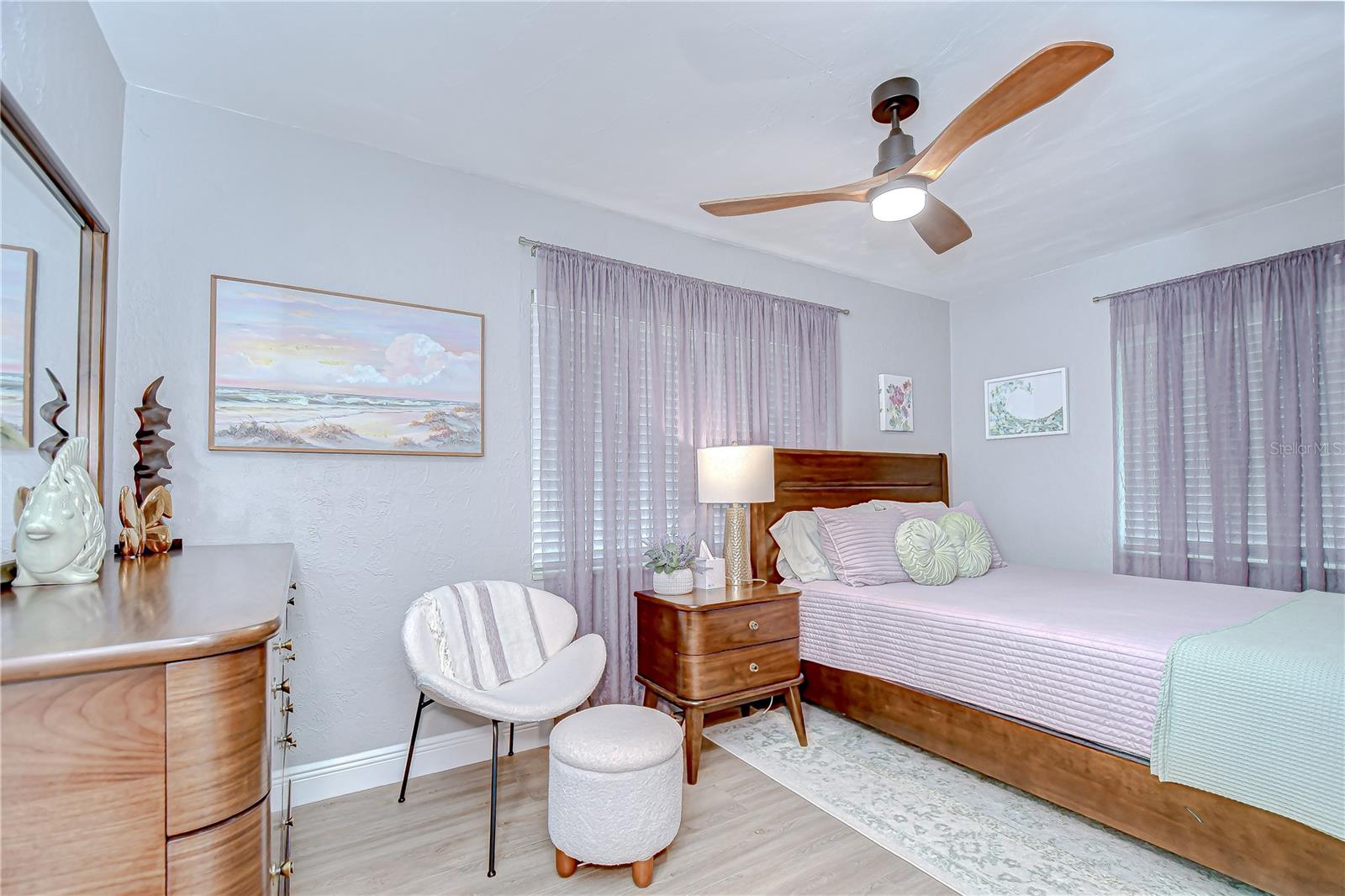 Image 11 of 44 For 130 63rd Street S