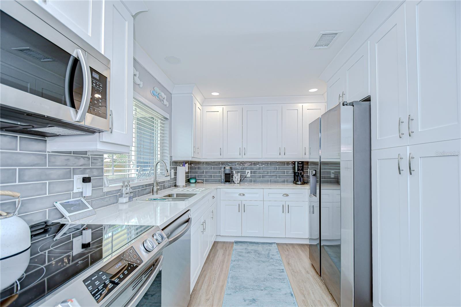 Image 19 of 44 For 130 63rd Street S