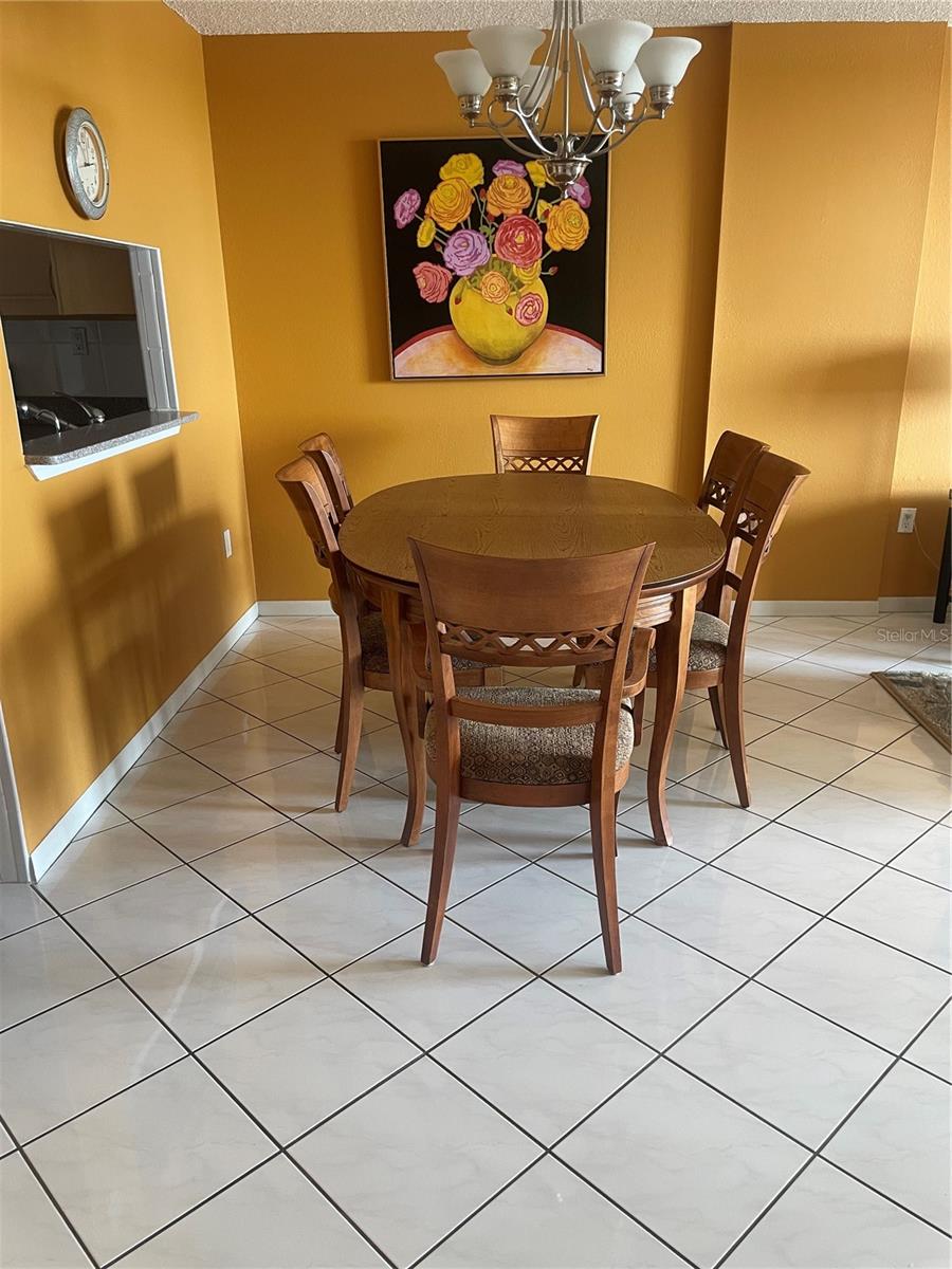 Image 18 of 25 For 400 Island Way 711