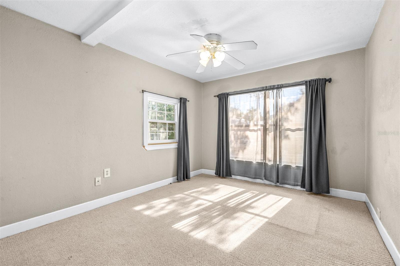 Image 28 of 56 For 3415 Barcelona Street