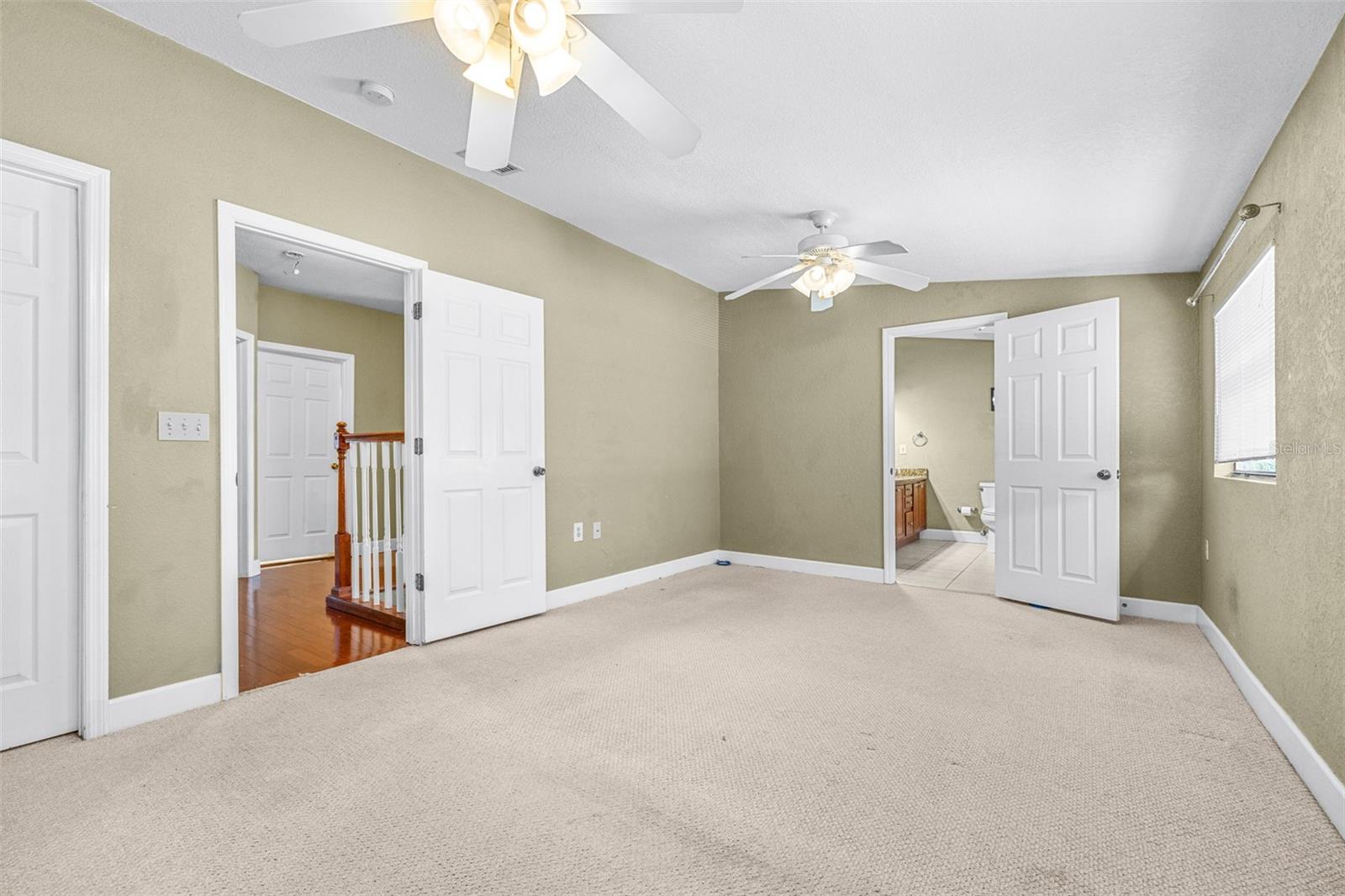 Image 35 of 56 For 3415 Barcelona Street