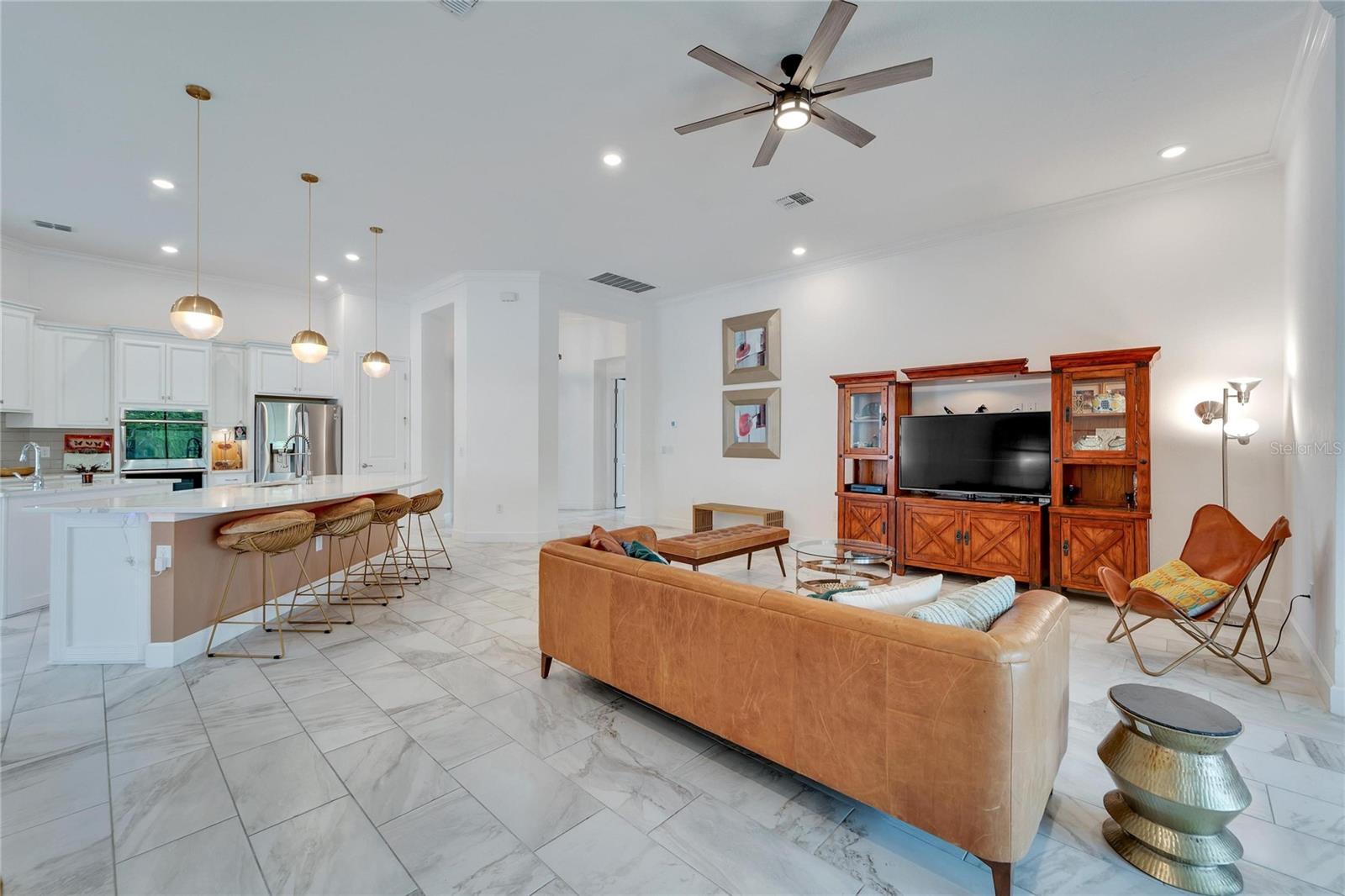 Listing photo id 15 for 618 Manns Harbor Drive