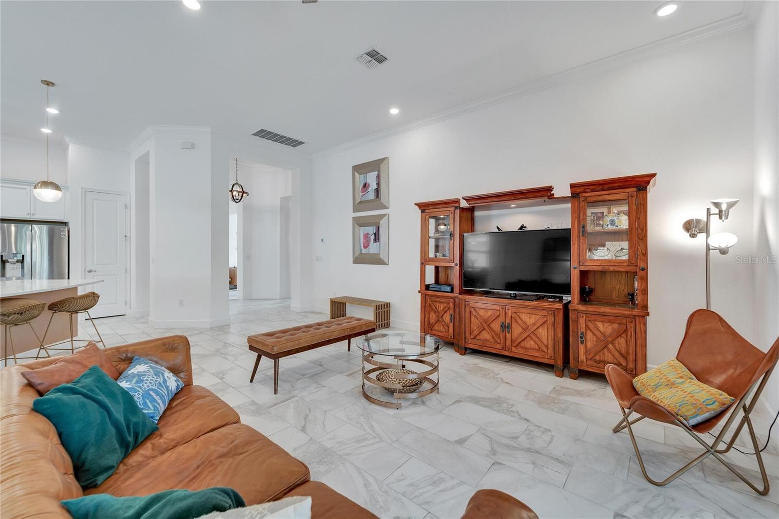 Listing photo id 17 for 618 Manns Harbor Drive