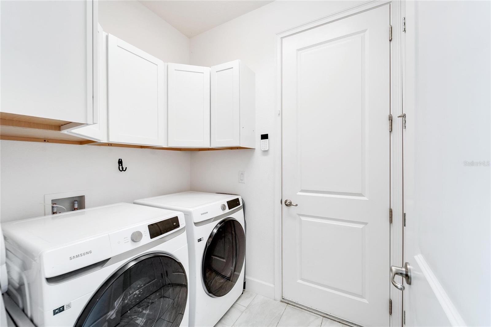 Listing photo id 31 for 618 Manns Harbor Drive