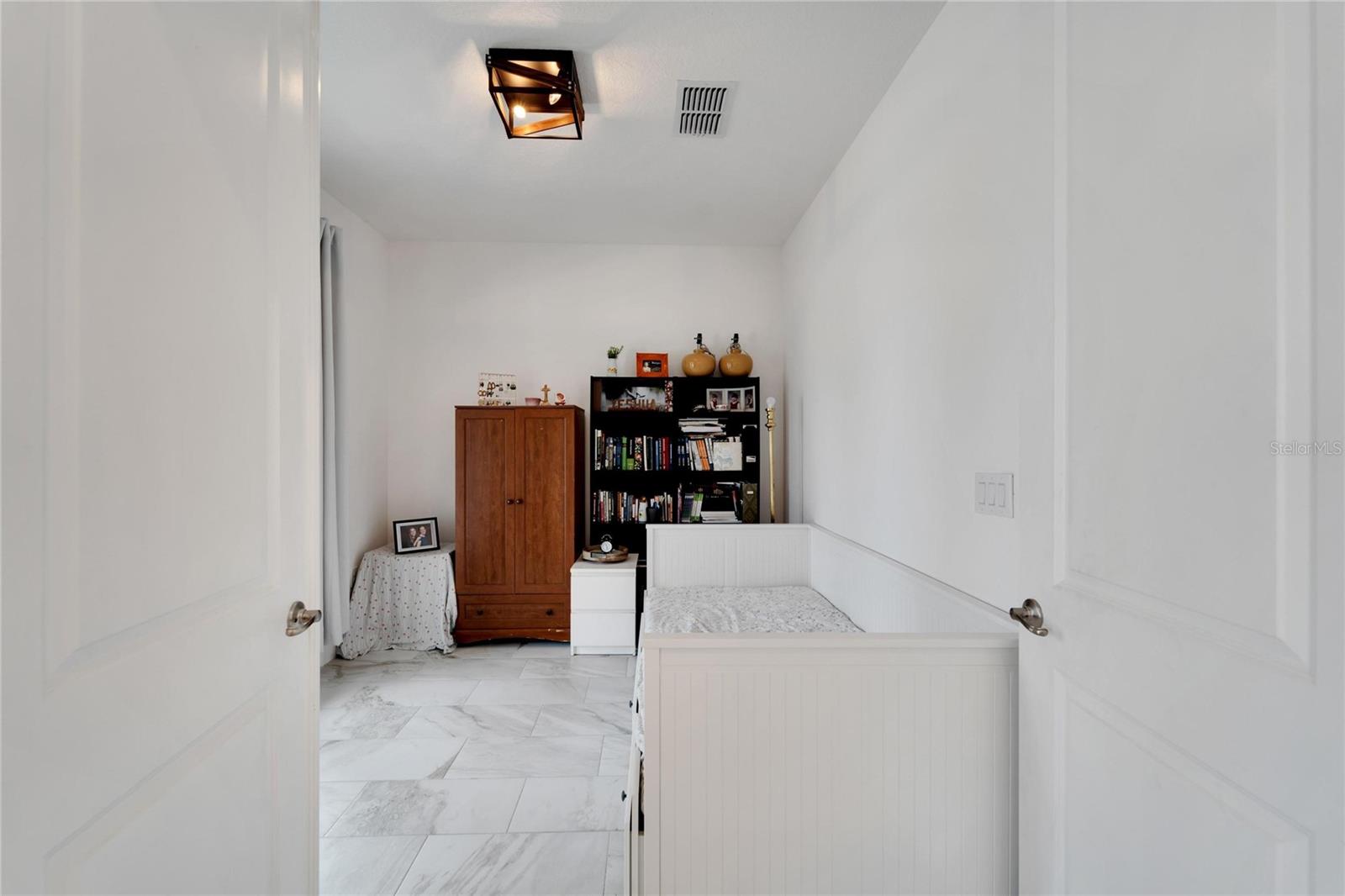 Listing photo id 33 for 618 Manns Harbor Drive