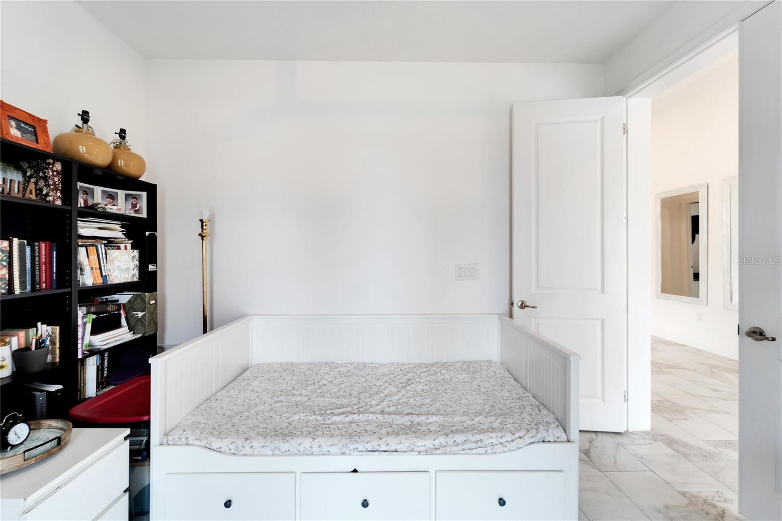 Listing photo id 36 for 618 Manns Harbor Drive