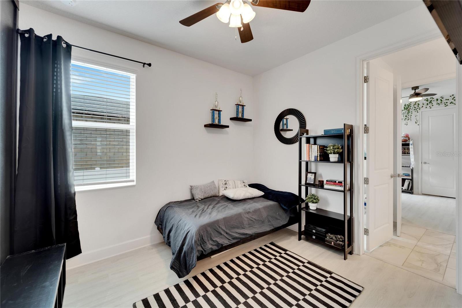 Listing photo id 37 for 618 Manns Harbor Drive