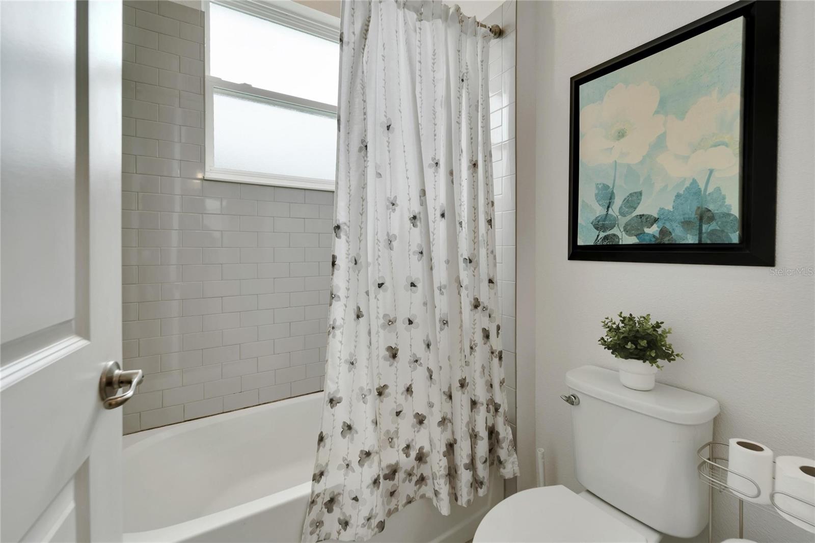 Listing photo id 54 for 618 Manns Harbor Drive