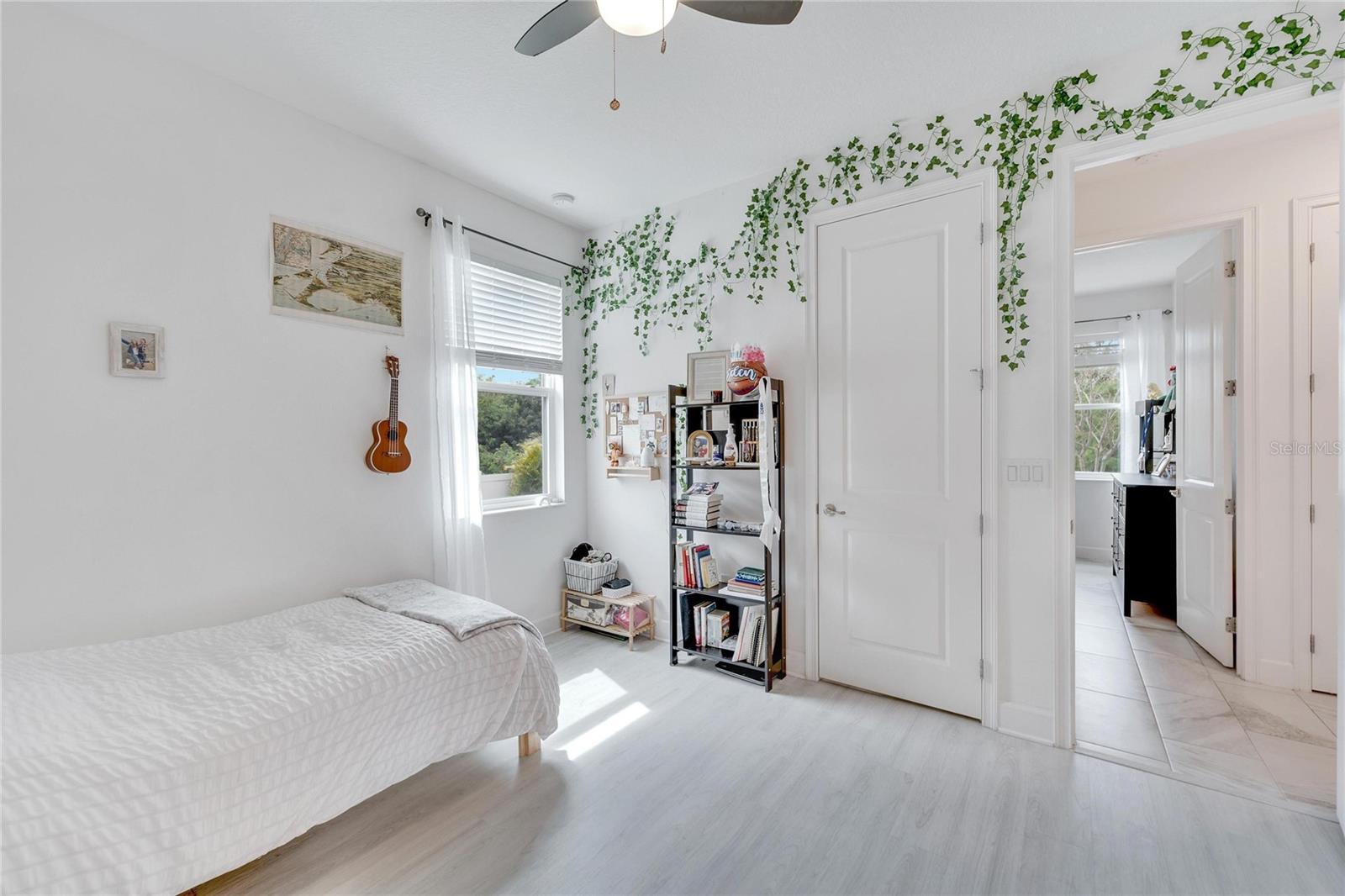 Listing photo id 56 for 618 Manns Harbor Drive