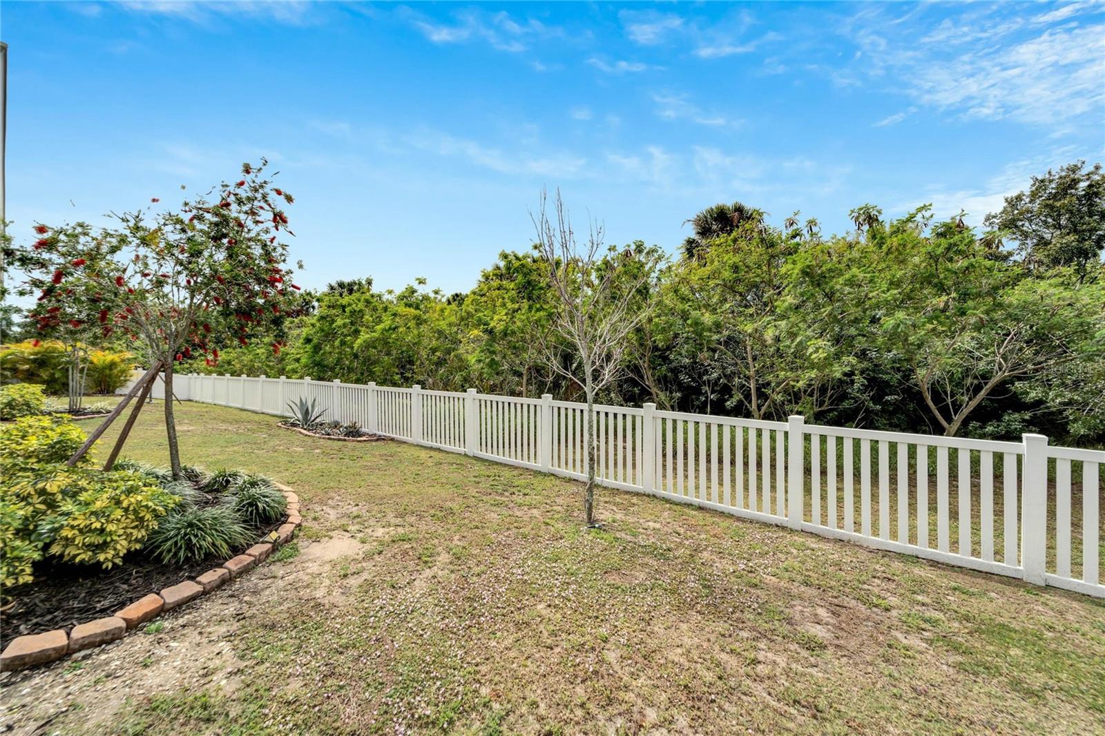 Listing photo id 70 for 618 Manns Harbor Drive