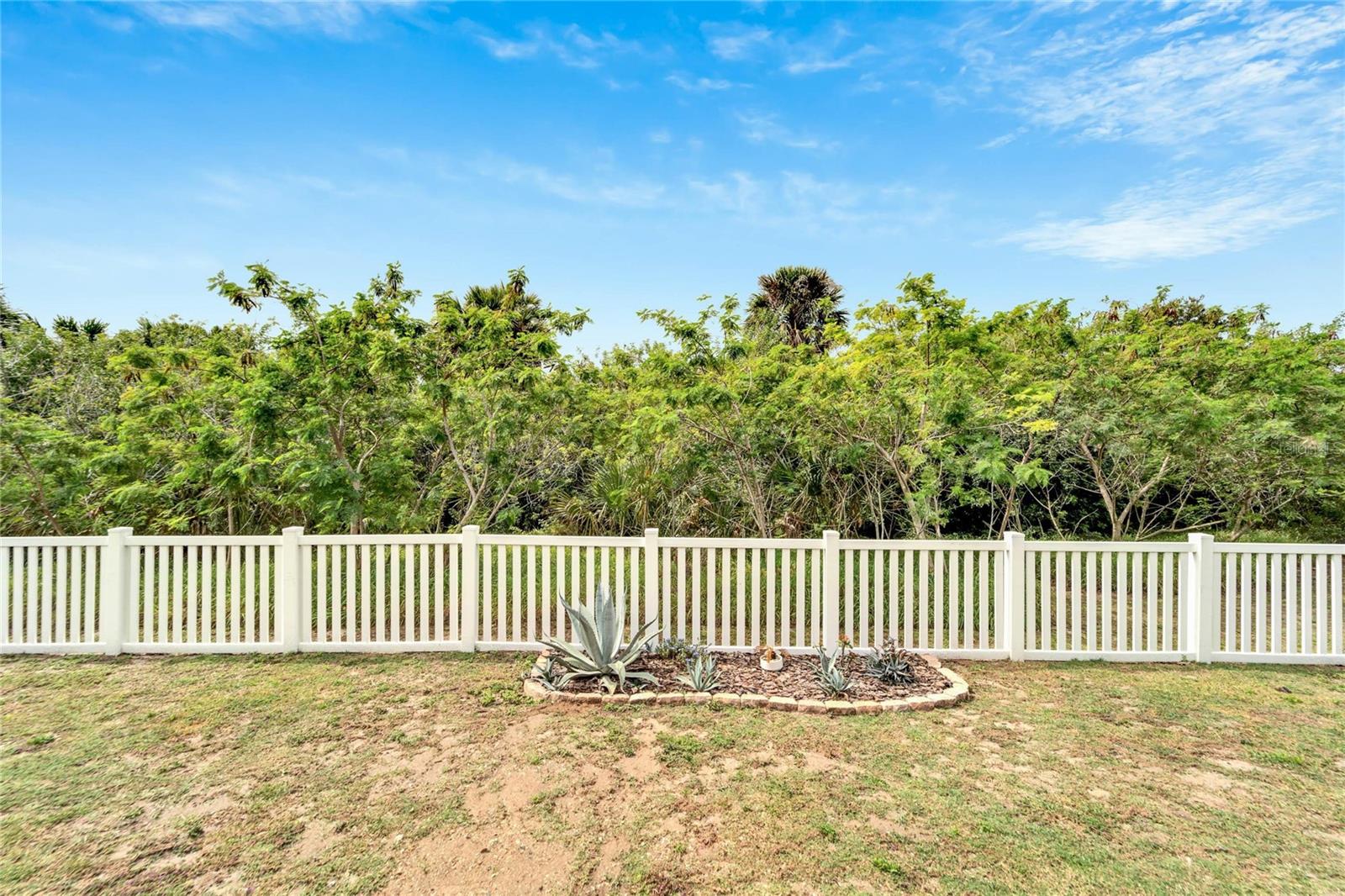 Listing photo id 71 for 618 Manns Harbor Drive
