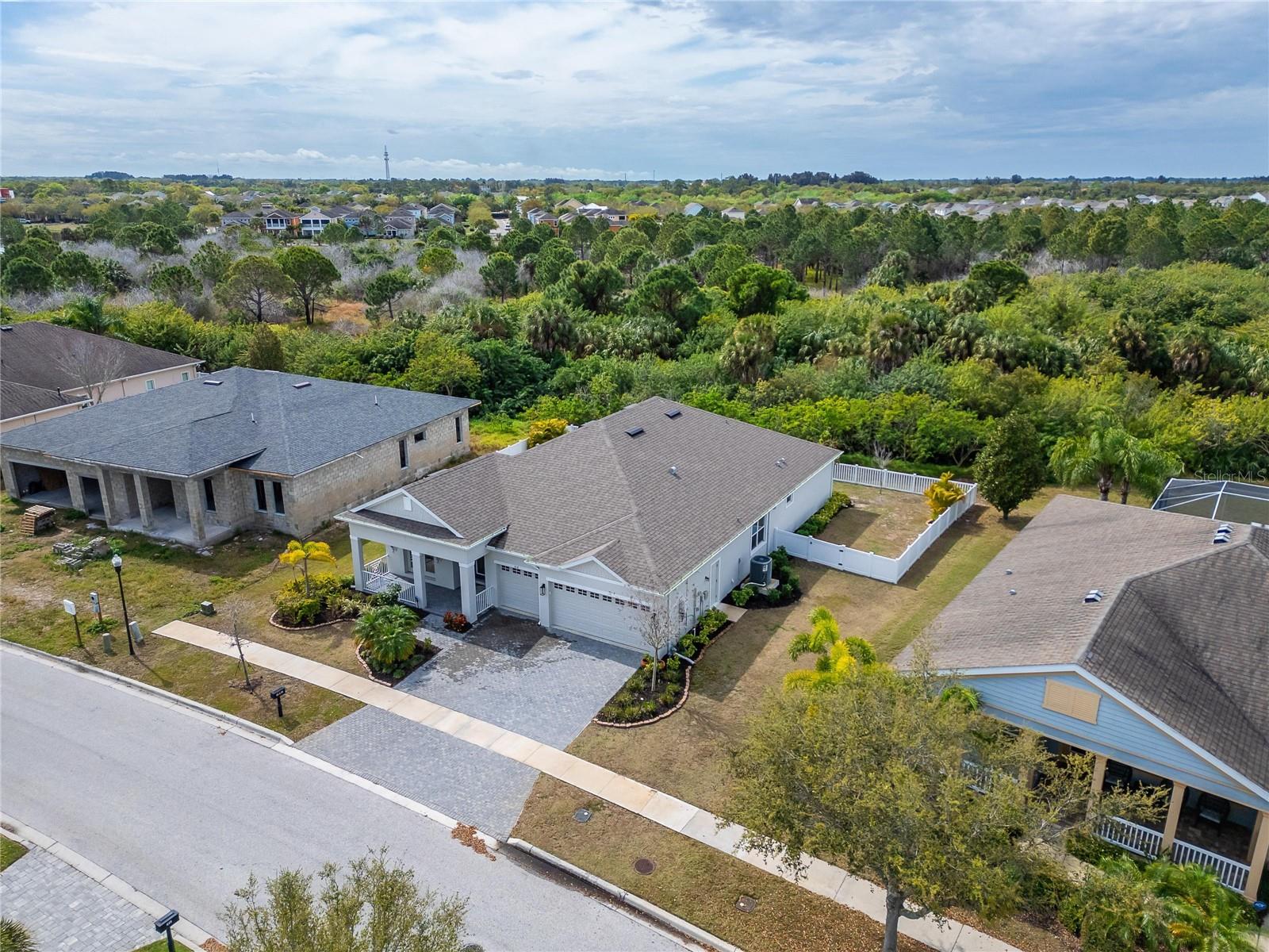 Listing photo id 74 for 618 Manns Harbor Drive
