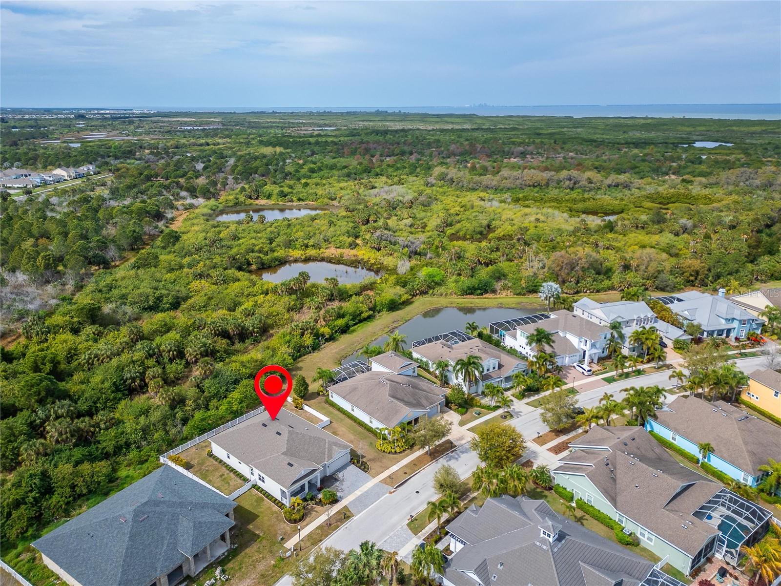 Listing photo id 78 for 618 Manns Harbor Drive