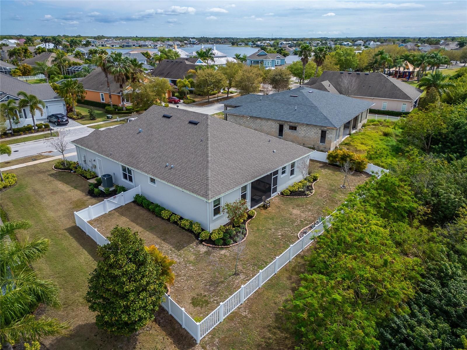 Listing photo id 83 for 618 Manns Harbor Drive