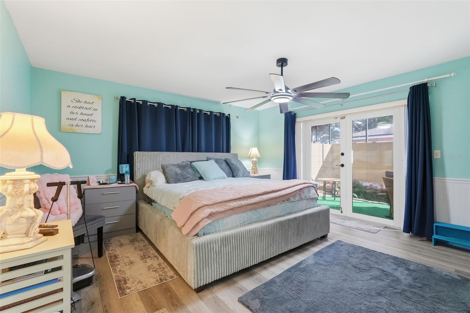 Image 17 of 39 For 3944 49th Avenue S