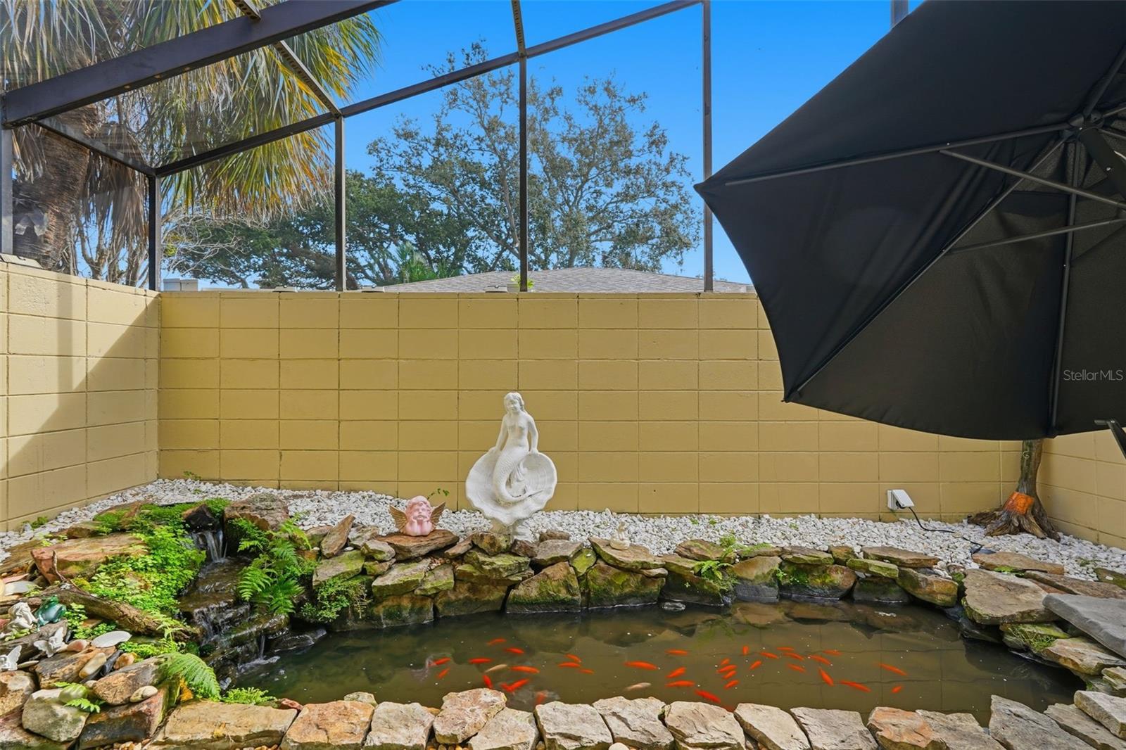 Image 28 of 39 For 3944 49th Avenue S